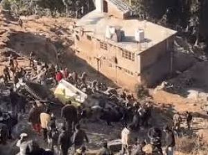  हिमाचल के हरिपुरधार में गहरी खाई में गिरी बस, 14 लोगों की मौत, 52 घायल